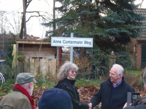 Der Radweg heißt Anne-Contermann-Weg